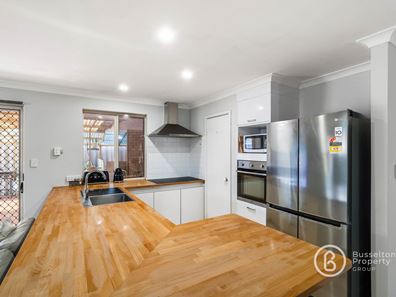 4 Shearwater Place, Geographe WA 6280