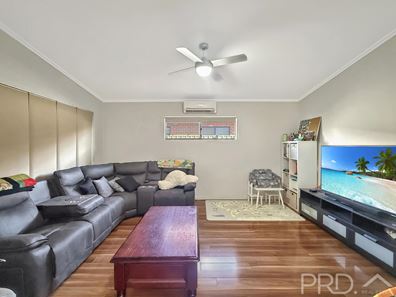25 Mujira Ramble, Baynton WA 6714