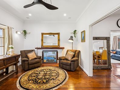 18 Walpole Street, St James WA 6102