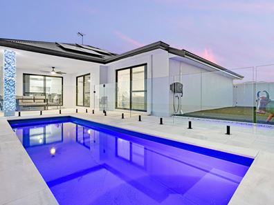 10 Haifa Street, Coogee WA 6166