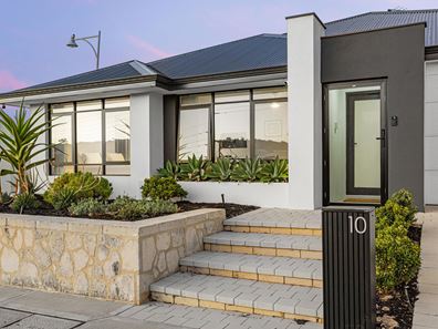 10 Haifa Street, Coogee WA 6166