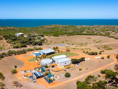 64 African Reef Boulevard, Greenough WA 6532