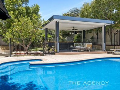 53 Dover Road, Scarborough WA 6019