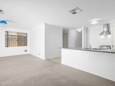 5/308 Streich Avenue, Armadale WA 6112