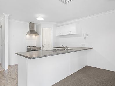 5/308 Streich Avenue, Armadale WA 6112
