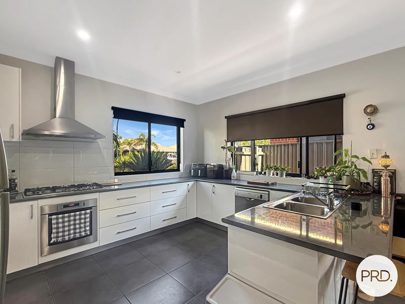 94 Marniyarra Loop, Baynton WA 6714