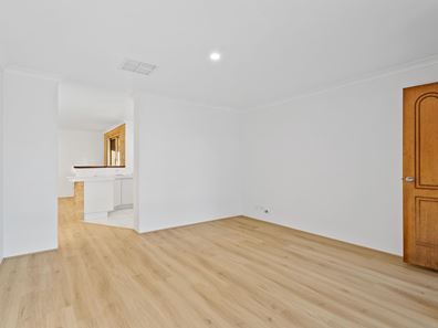1/9 Erica Street, Coodanup WA 6210