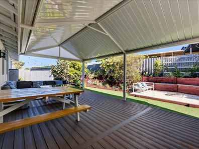 8 Kochia Court, Heathridge WA 6027