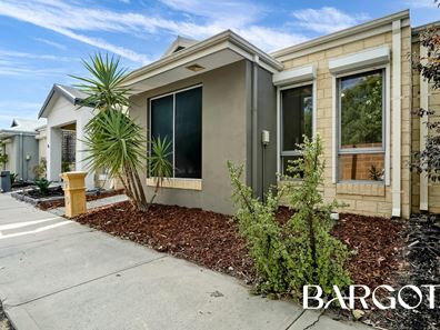 17 Montana Crescent, Dayton WA 6055