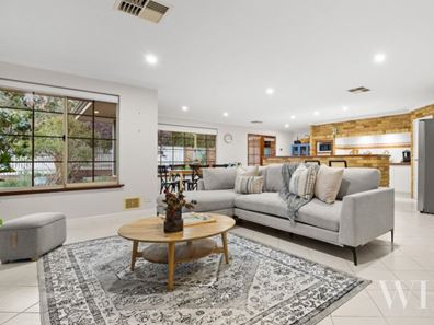 21 Robertson Road, Kardinya WA 6163