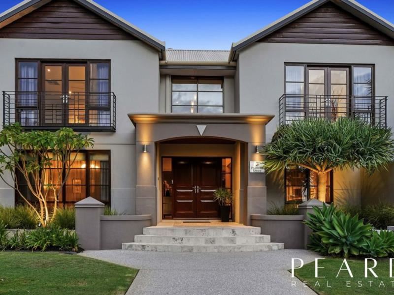 3 Plumosa Mews, Duncraig