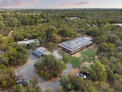 33 Tuart Close, Stake Hill WA 6181