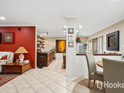 37 Knightsbridge Way, Thornlie WA 6108