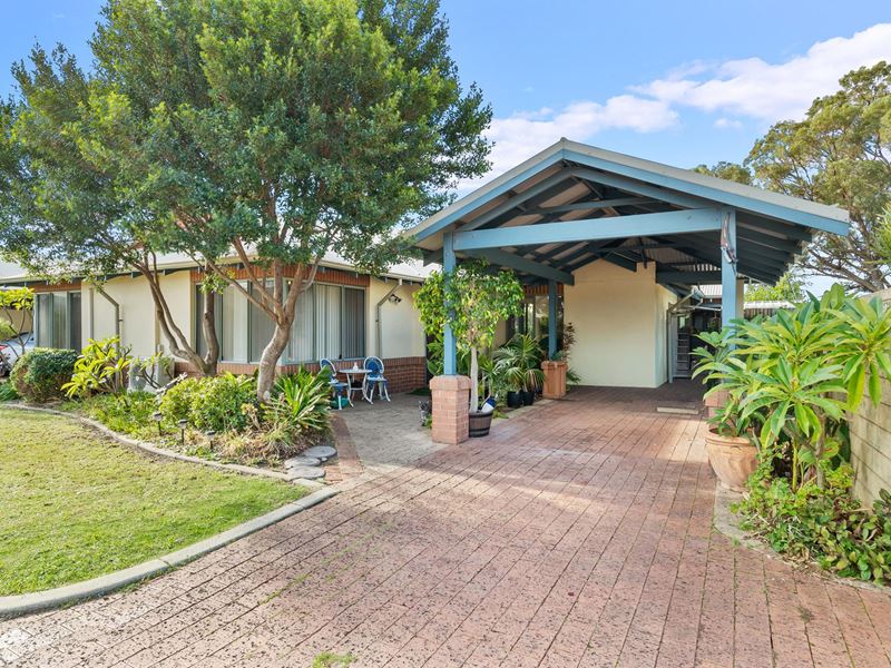 17/1 Waterside Drive, Dudley Park WA 6210