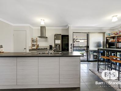 3 Flowerdale Court, Millbridge WA 6232