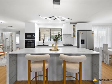 57 Broadhurst Crescent, Bateman WA 6150