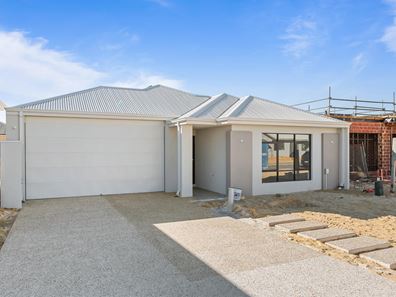 21 Currawong Loop, Treeby WA 6164