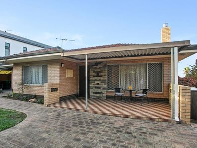 32 Coleman Way, Karrinyup WA 6018