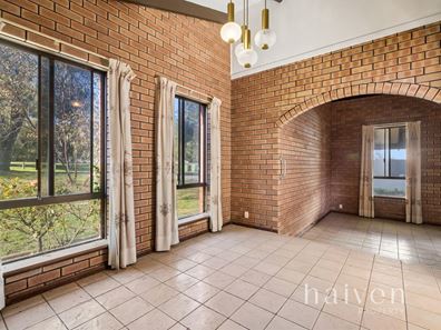 15 Weston Way, Kardinya WA 6163