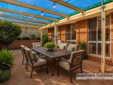 51 Mandfield Way, Parmelia WA 6167
