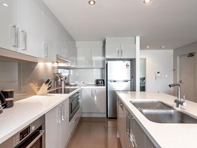 8/103 Flora Tce, North Beach WA 6020