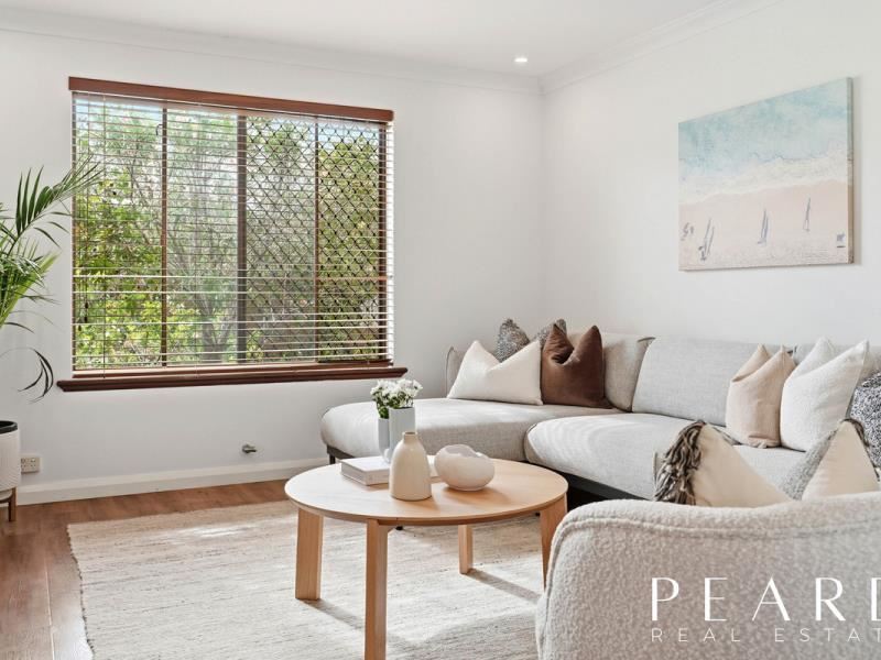 6/2 Weaponess Drive, Scarborough WA 6019