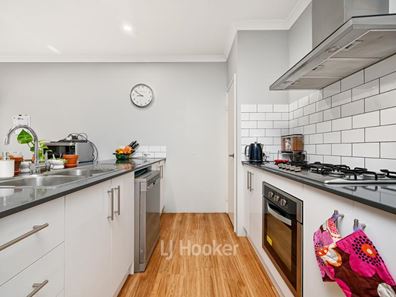 68 Beraking Loop, Dalyellup WA 6230