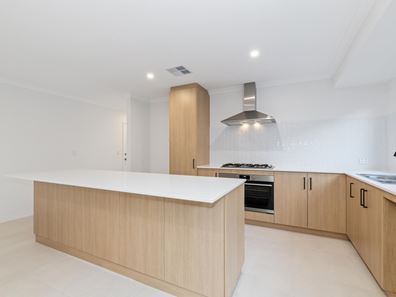 9 Kew Street, Wellard WA 6170