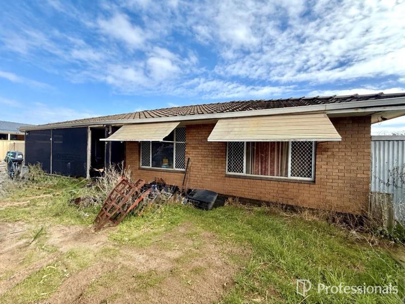 3 Ward Street, Rangeway WA 6530