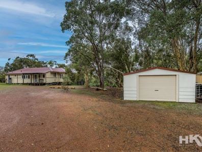 149 Leschenaultia Drive, Chittering WA 6084
