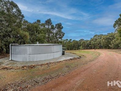 149 Leschenaultia Drive, Chittering WA 6084