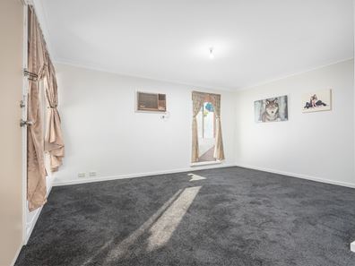 12 Beattie Road, Waggrakine WA 6530