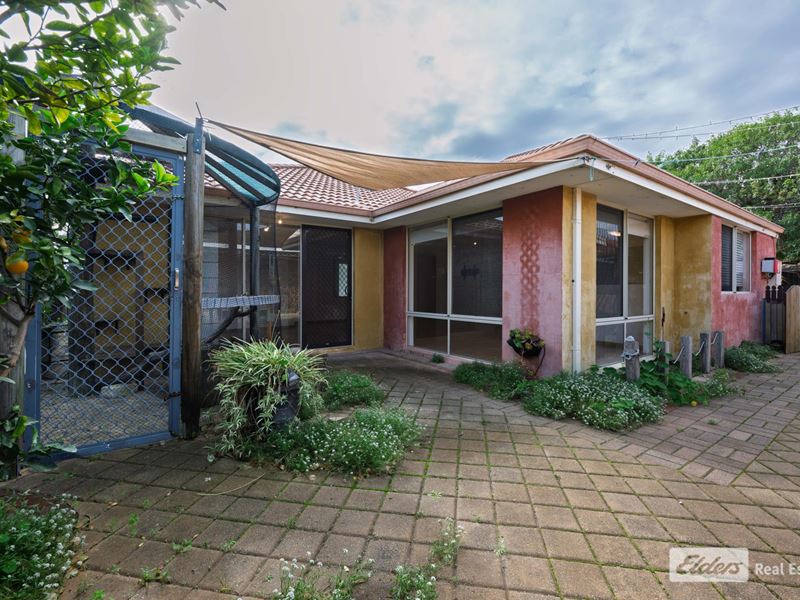 8B Farris Street, Rockingham
