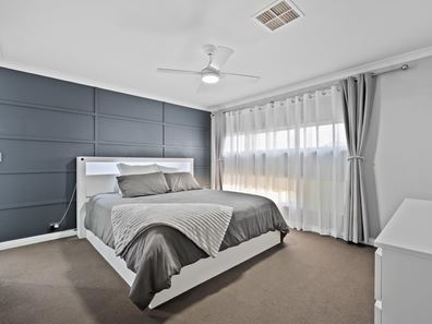 4 Aquamarine Parade, Karnup WA 6176