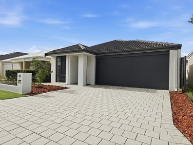 7 Ernest Way, Hilbert WA 6112
