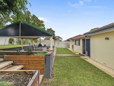 24 Batavia Place, Kallaroo WA 6025