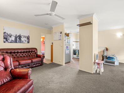 25A Goongarrie Drive, Waikiki WA 6169
