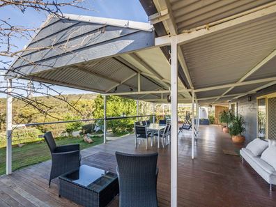 21 Lloyd Place, Coondle WA 6566