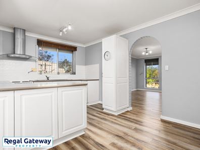 40 Madden Way, Parmelia WA 6167