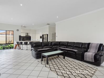 43 Carlow Way, Darch WA 6065