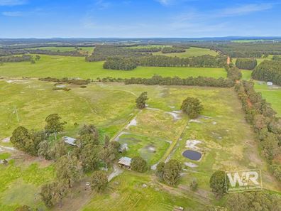 274 Lake Barnes Road, Narrikup WA 6326