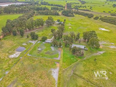 274 Lake Barnes Road, Narrikup WA 6326