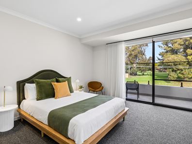 1/11 Telford Crescent, Stirling WA 6021