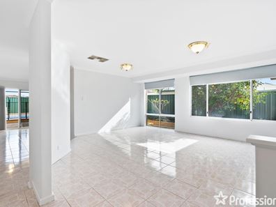 4 Melita Mews, Ballajura WA 6066