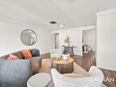 5 Hazlett Way, Canning Vale WA 6155