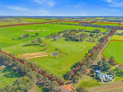 Sunnyside, 29 De Pledge Road, Kendenup WA 6323