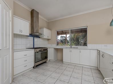 361 Lakes Road, Parklands WA 6180
