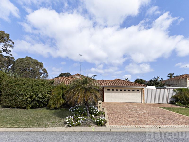 8 Howe Close, San Remo WA 6210
