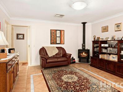 8 Howe Close, San Remo WA 6210