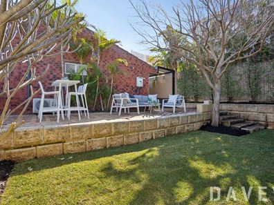 5/16 Wheatcroft Street, Scarborough WA 6019
